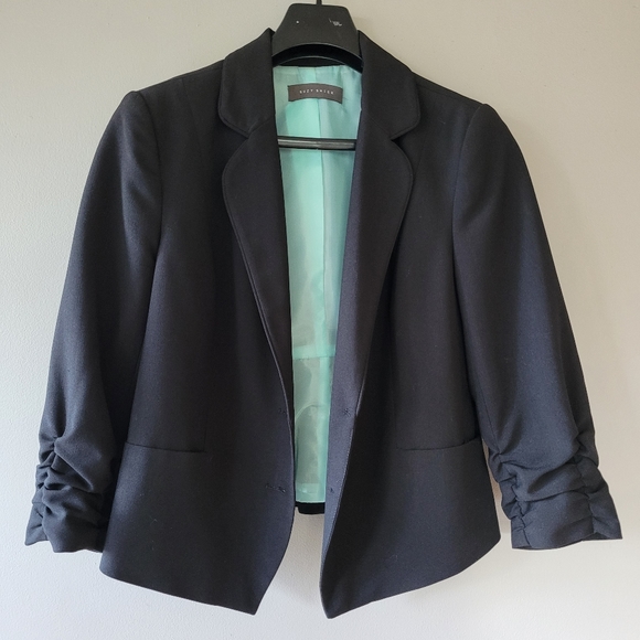 Blazer with turquoise lining - Picture 3 of 3